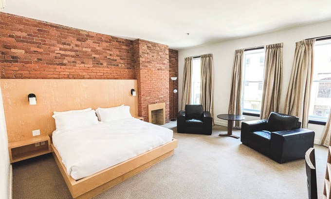 Downtown St. John's Apartment | King Suite at The Franklin Hotel in the Heart of Downtown St. John’s NL