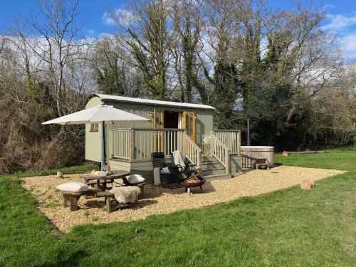 Acrefair House | Kingfisher