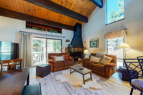 Kings Beach Apartment | Kings Beach Bliss