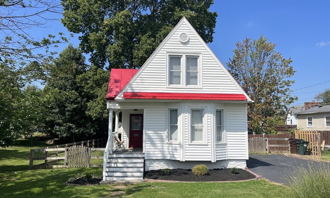 Mason House | Kings Island Eiffel Tower House