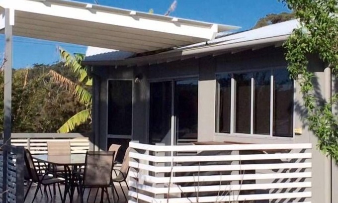 Kings Point House | Kings Point - Relax at the lake