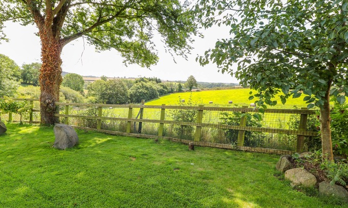 Saltash Cottage | KINGSAND, pet friendly, luxury holiday cottage in Tideford