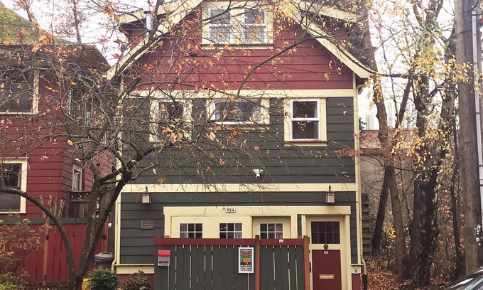 Irvington House | KInley Manor Loft Apartment.Portland's Most Talked About, Well-Kept Secret!