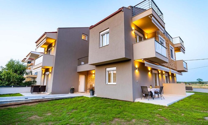 Flogita Apartment | Kiosse Maisons by TravelPro Services Nea Flogita Halkidiki