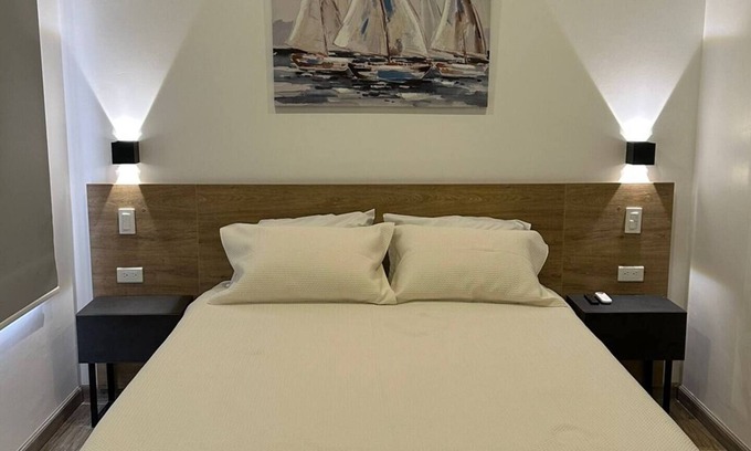 Simon Bolivar Apartment | Kiran Lodging SL