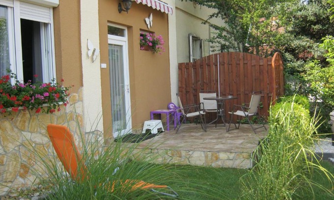 Balatonboglar Apartment | Kitti Apartman