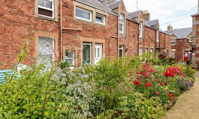 North Berwick House | Kittiwake