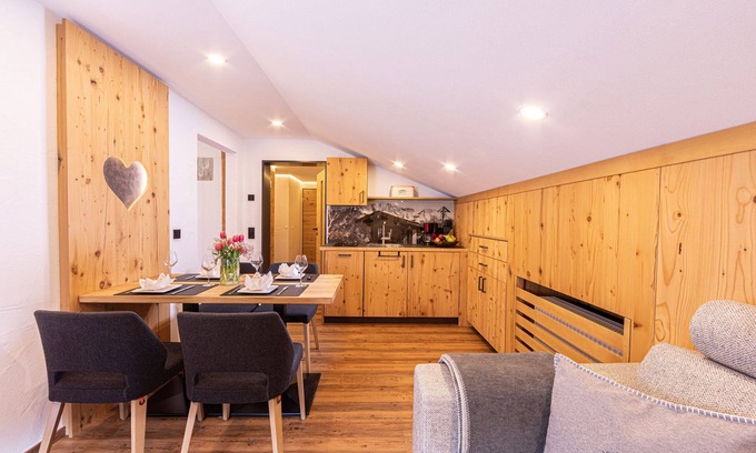 Berchtesgaden Apartment | Kneifelspitze vacation apartment, for 2-4 people and 1 child up to 10 years old