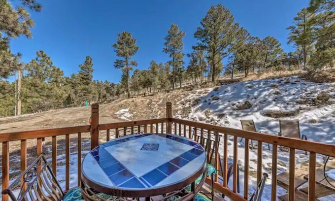 Alto Cabin | 'Knotty Pine' Cabin w/ Private Hot Tub
