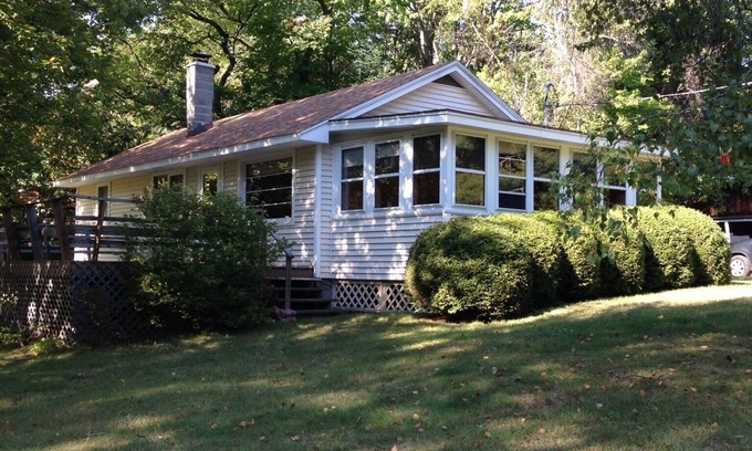 Northville House | Knotty Pine Cottage w/lake access