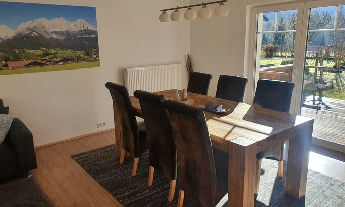 Groissenbach House | Komfortable Ferienwohnung, 85 qm, 2 sep. Schlafzimmer und Küche