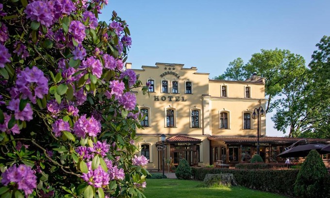 Jastrzebie-Zdroj Hotel | Kompleks Dąbrówka