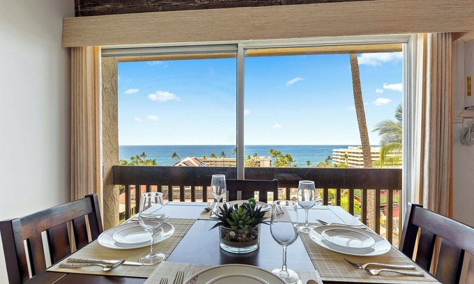 Historic Kailua Village Condo | Kona Mansions | Short stroll to Honl’s Beach