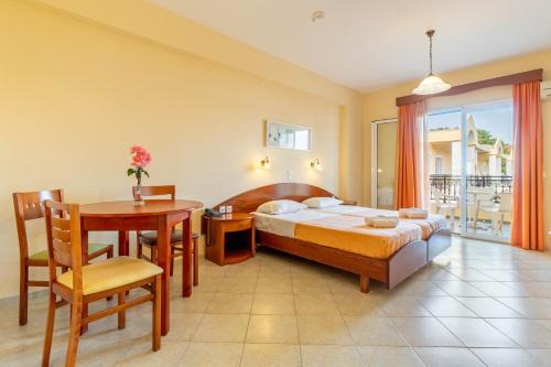 Agios Stefanos Avliotes Apartment | Kosmos Hotel St5 in Agios Stefanos