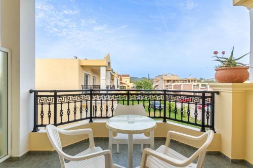 Agios Stefanos Avliotes Apartment | Kosmos Hotel St6 in Agios Stefanos