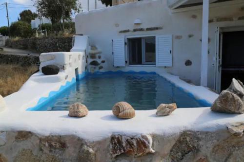 Kostos House | Kostos Village Beautiful Deluxe Suite With Pool