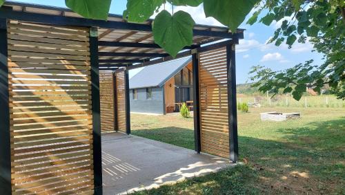 Laktasi House | Kovačnica 55