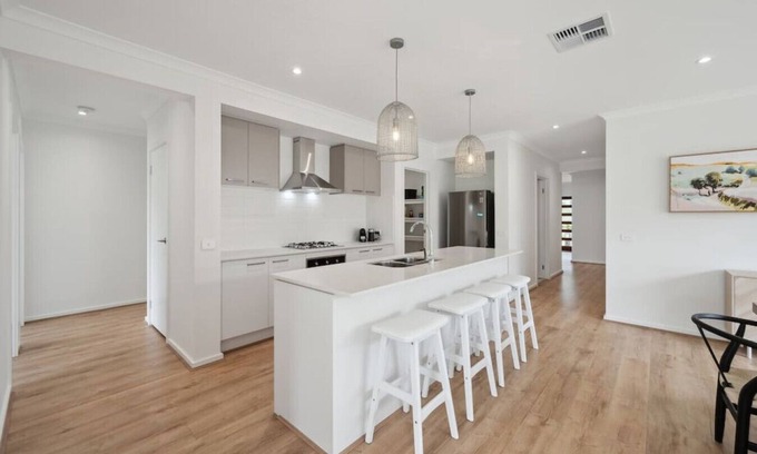 Nuriootpa House | Kroemer House in the heart of the Barossa
