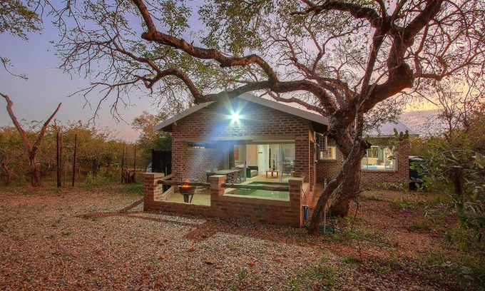 Marloth Park House | Kruger's Retreat House & Kruger's Rest Studio