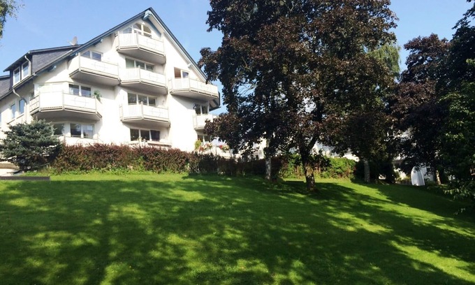 Ortsmitte Apartment | KURPARK MAISONNETTE WILLINGEN * MOST REVIEWS - 2 BALCONIES - NL OWNER