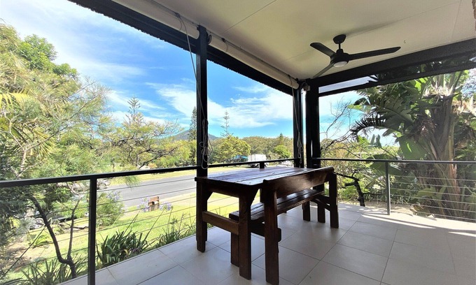 Valla Beach House | Kute Beach Shack - Beach hide away