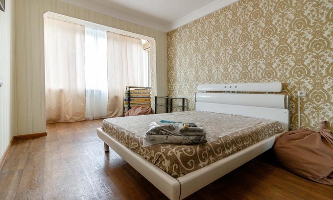 Obolon' Apartment | Kvartirkoff na Obolonskiy prospekt 31