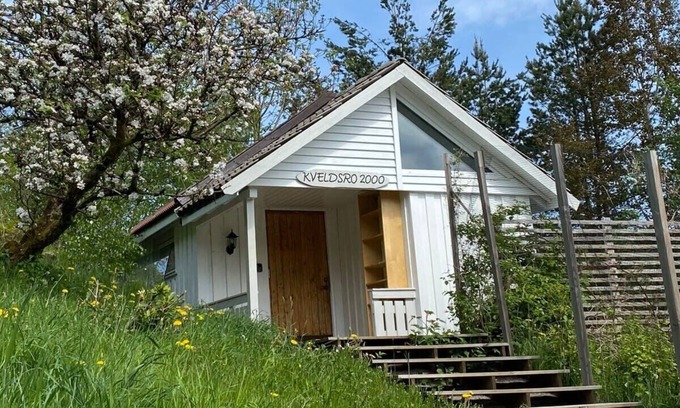 Kristiansand Cabin | Kveldsro cabin in nice surroundings