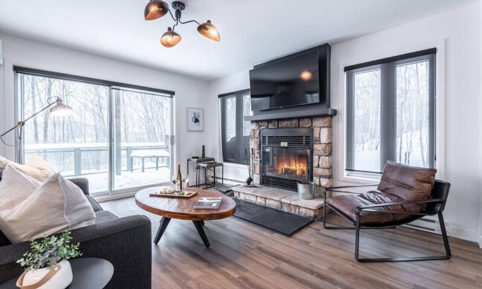 Mont-Tremblant Condo | L'Érablière Tremblant Ski In/Out Condo w/2bdrs