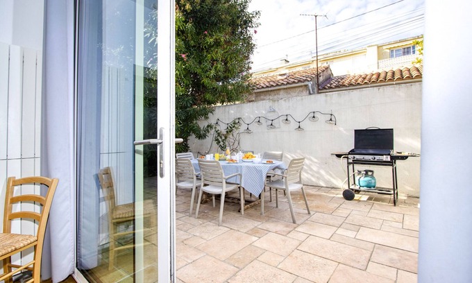 La Ciotat Ski Chalet | "L'Adré". Large townhouse close to the port