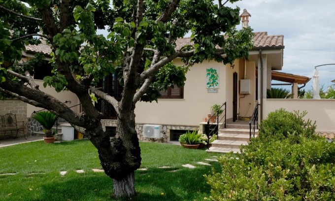 Cerreto Bed & Breakfast | L'Albicocco