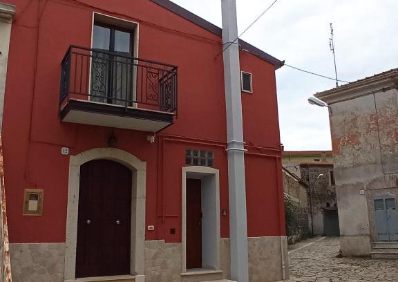 Rionero in Vulture Bed & Breakfast | L'altra casa 1933