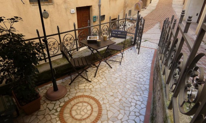 Cesi Apartment | L'angolo nel Borgo SCAPPO IN UMBRIA