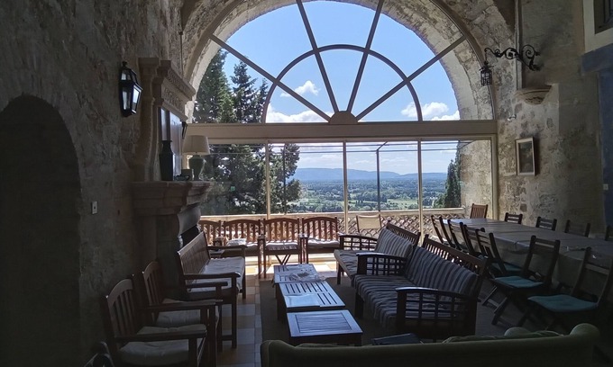 Chateauneuf-de-Gadagne House | L'Arcade near Avignon and L'Isle/Sorgue, detached house for 12p, 8 rooms,