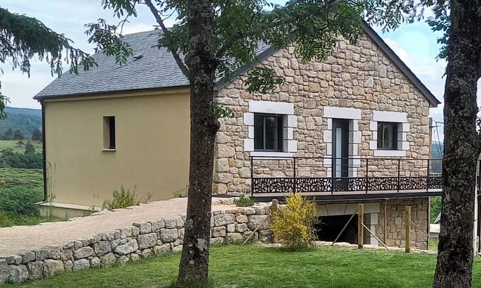 Saint-Denis-en-Margeride House | L'atelier de Léon Avec vue Imprenable sur la Margeride