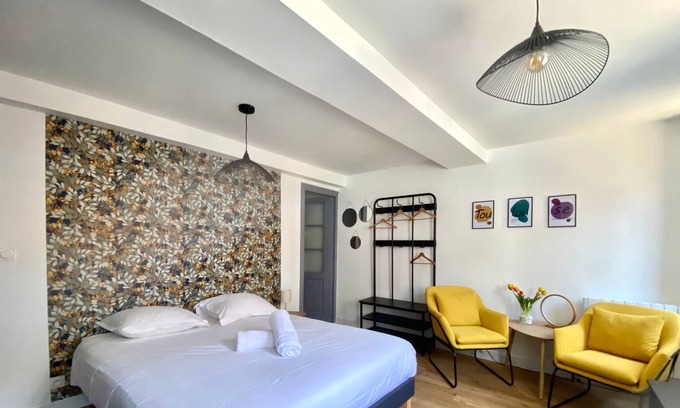 Saint - Aubin - Dupuy Apartment | L'Aurore Occitane - Studio entièrement rénové