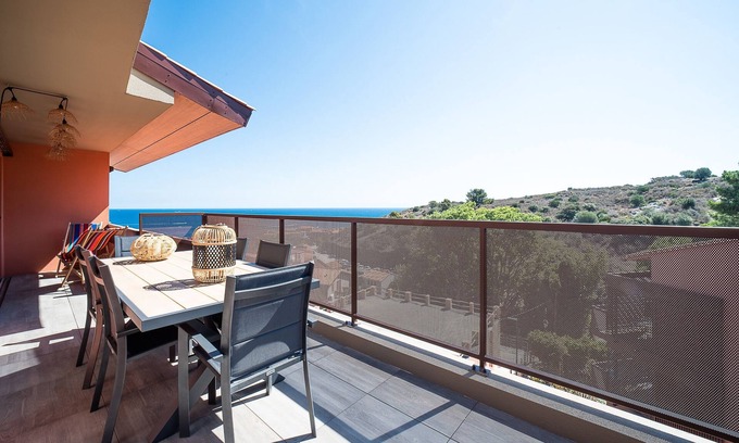 Collioure Apartment | L'Escale de Collioure - Appt climatisé, parking privé sécurisé, vue mer