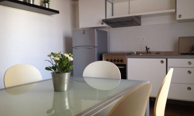 Beaucaire Apartment | L'Isle Cottage