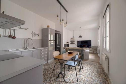 Fougeres - Sevigne Apartment | L'Odorico