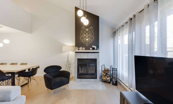 Beaupre House | La Bergerie 49 - Ski-in/Ski-out Chalet - 4 bedrooms - 10 people