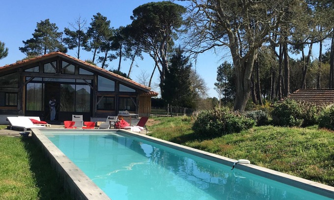 Arjuzanx House | La Bergerie, sleeps 8/10, nature, calm and comfort