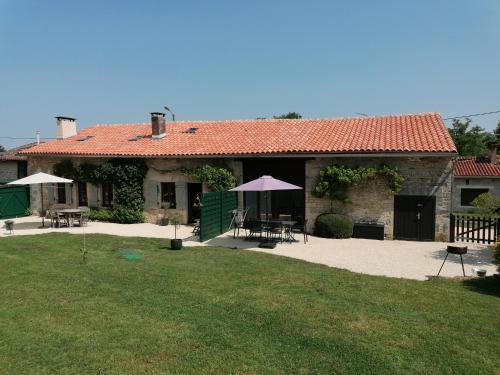 Surin House | La Brenatière
