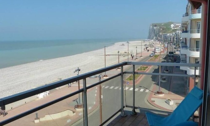Mers-les-Bains Apartment | 'La Capitainerie' - Face à la mer vue 360 Degrés,grand Balcon