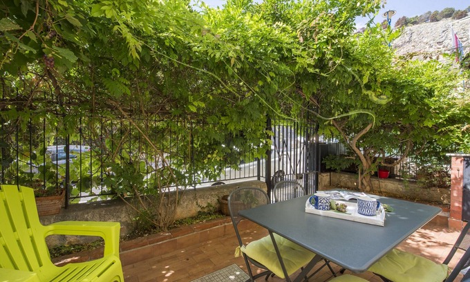 Mondello Apartment | La Casa di Sara a Mondello by Wonderful Italy