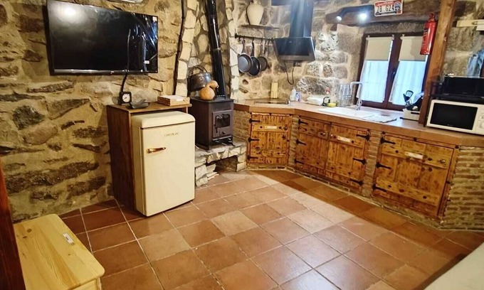 Navaluenga House | La Casita de Piedra
