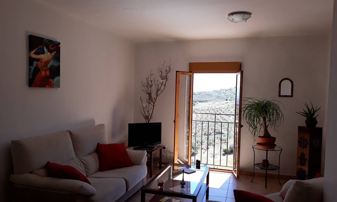 Alora Apartment | La Casita El Jasmín is located on a historic street.