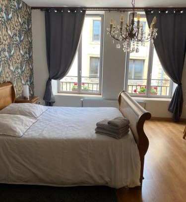 Sedan Bed & Breakfast | La Chambre d'Angèle
