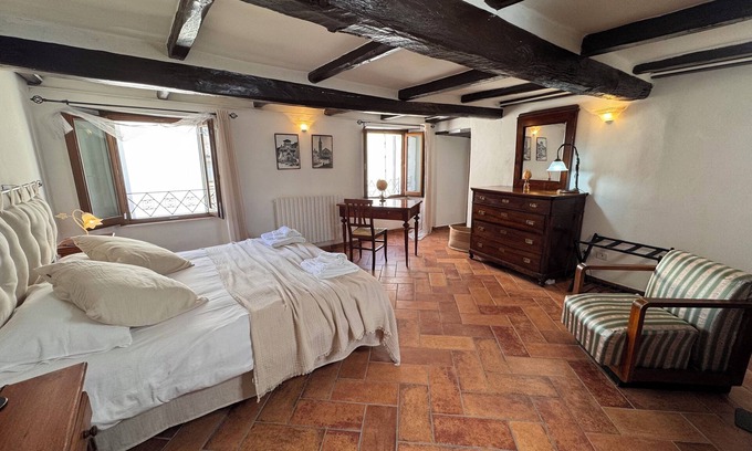 Spoleto Apartment | "La Dolce Vita" in the heart of the historic center Spoleto with 2 bedrooms and 2 bathrooms