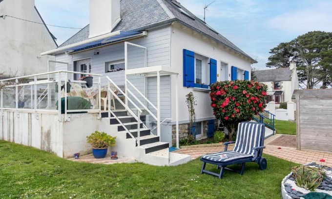 Lampaul-Plouarzel House | La Glycine