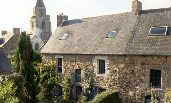 Saint-Suliac House | La Goëlette