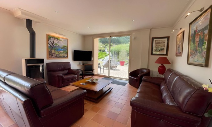 Thoree-les-Pins Ski Chalet | La Grange - Piscine - 15p - Rêve au Mans